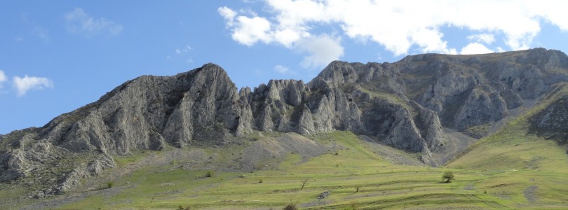 Trasee montane in Muntii Trascau. Zona Ramet